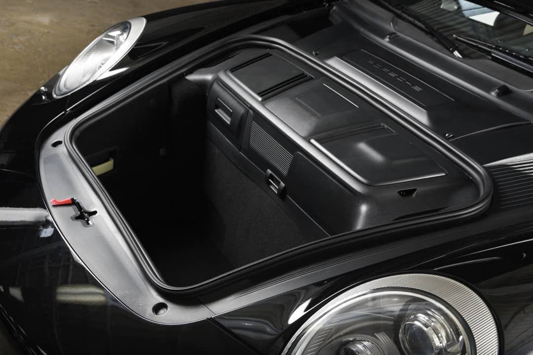 2011 Porsche 911 Turbo S — photo 28