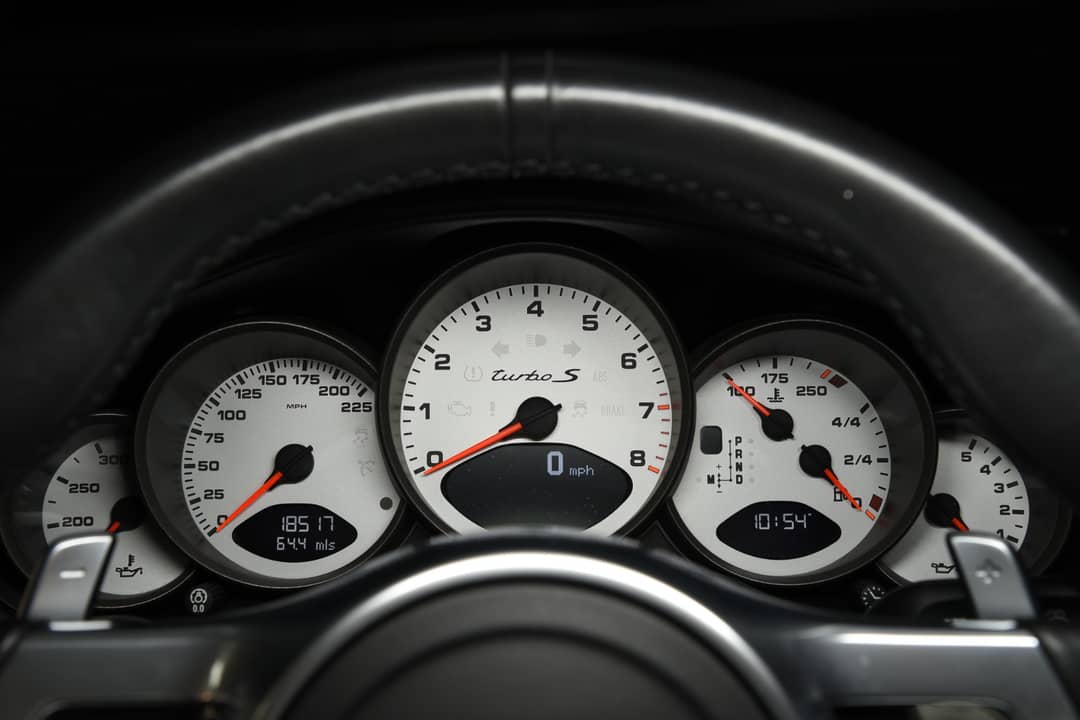 2011 Porsche 911 Turbo S — photo 9