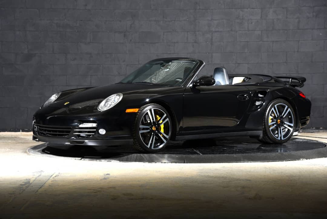 2011 Porsche 911 Turbo S — photo 10