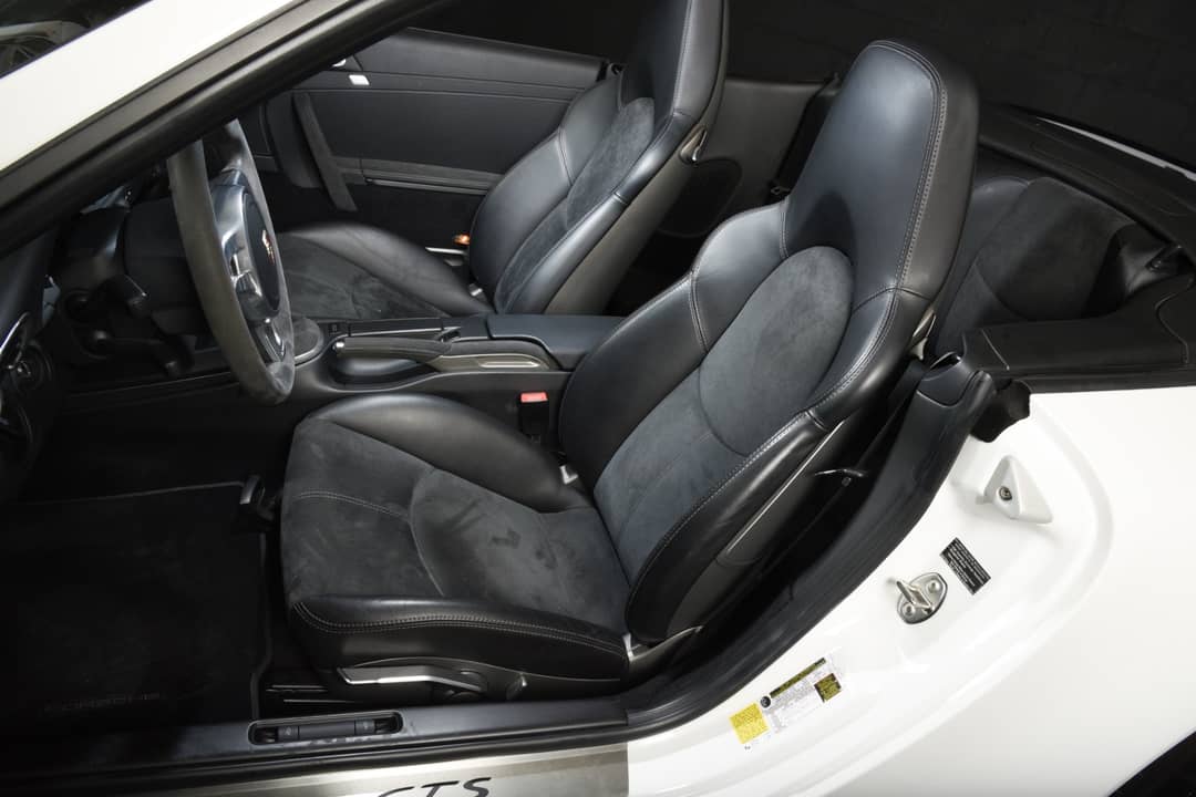2011 Porsche 911 Carrera GTS — photo 6
