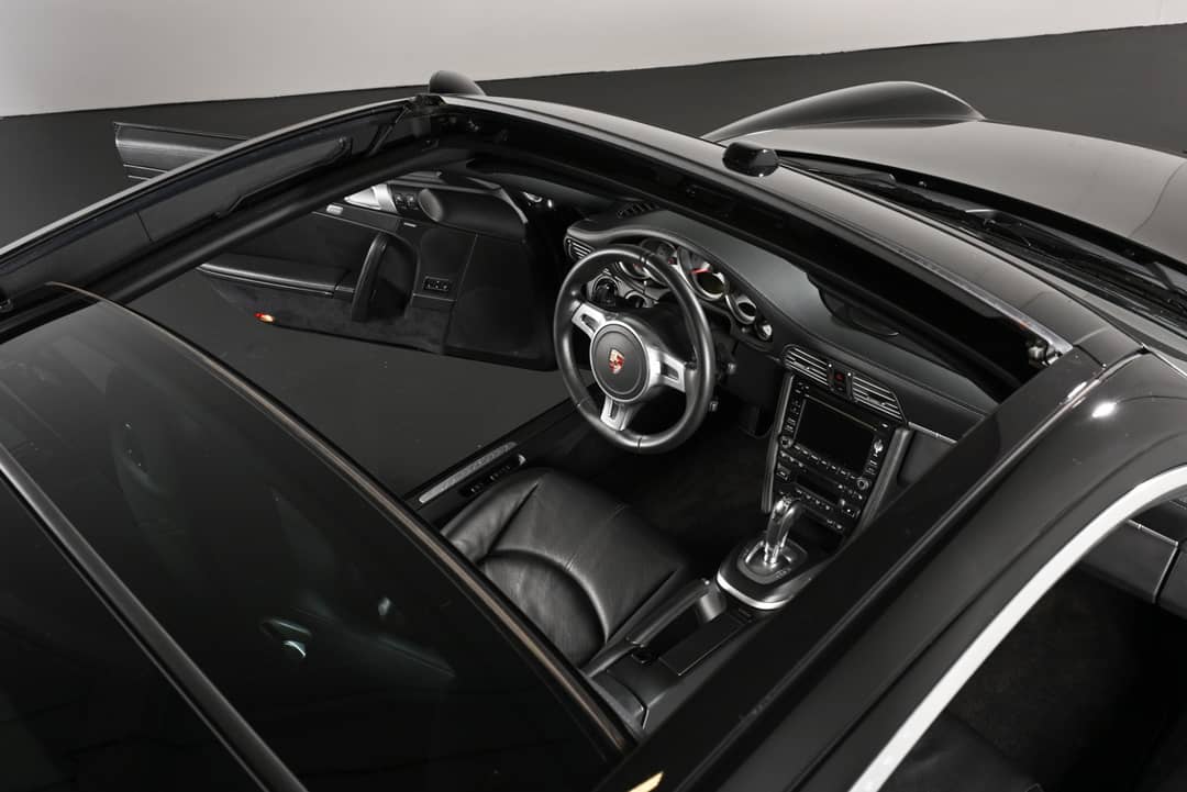 2011 Porsche 911 Targa 4S — photo 6