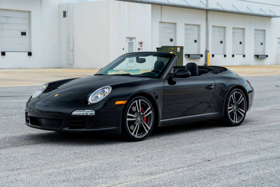 2011 Porsche 911 Carrera S — photo 2