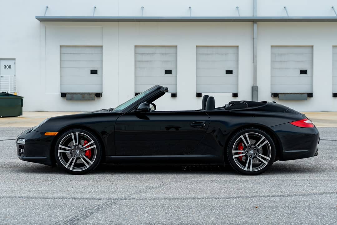 2011 Porsche 911 Carrera S — photo 12