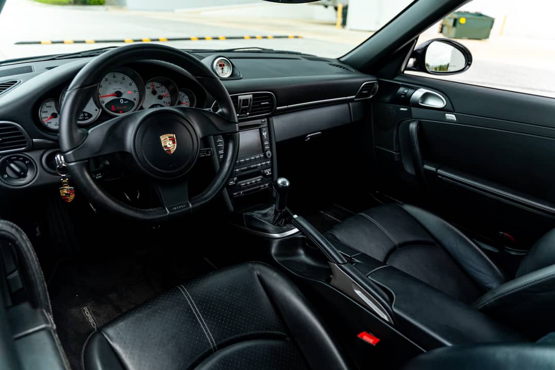 2011 Porsche 911 Carrera S — photo 20