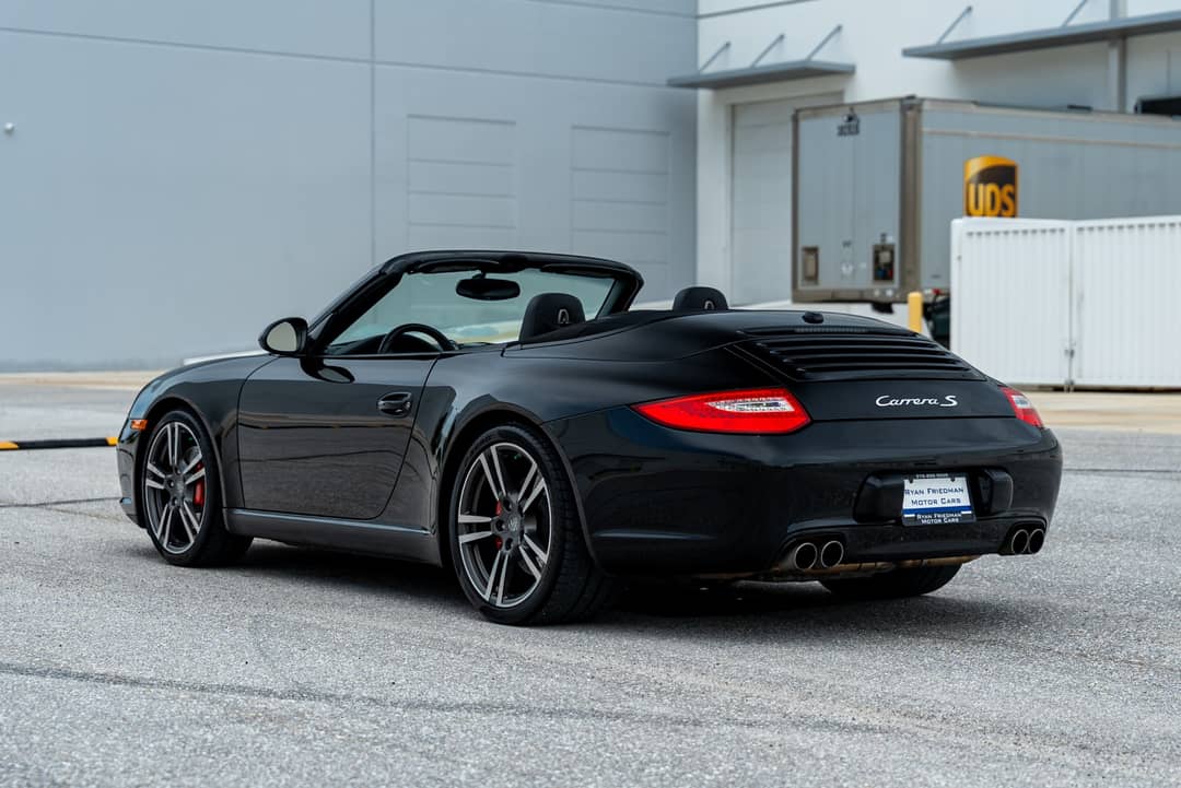 2011 Porsche 911 Carrera S — photo 9