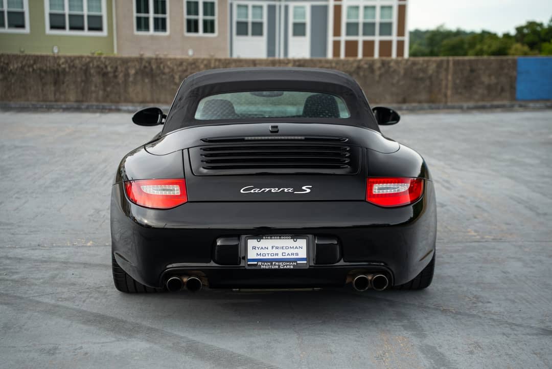 2011 Porsche 911 Carrera S — photo 27