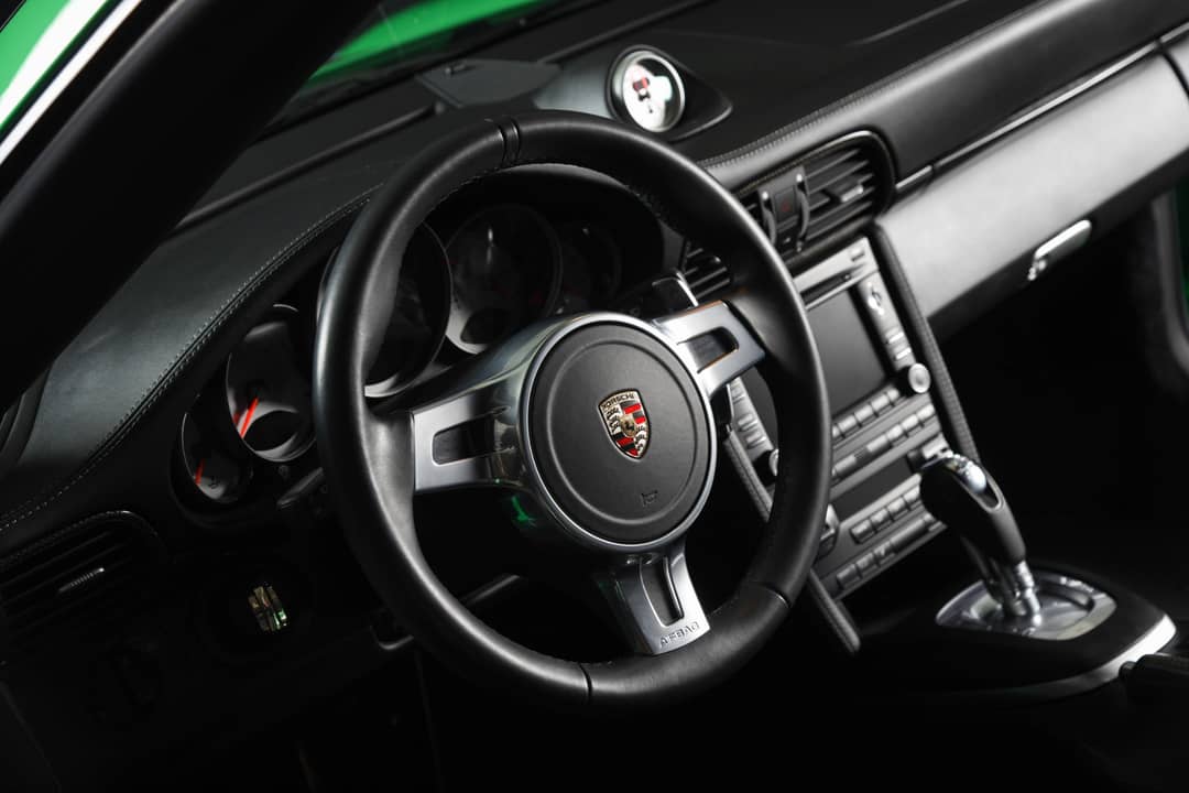 2011 Porsche 911 Turbo S — photo 17