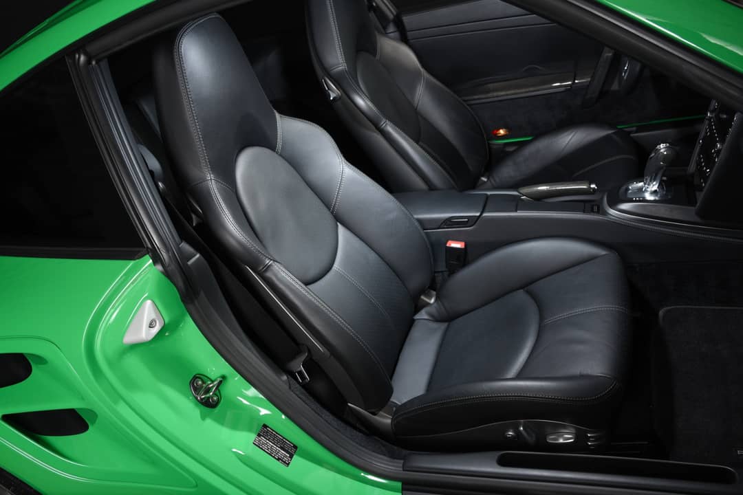2011 Porsche 911 Turbo S — photo 19