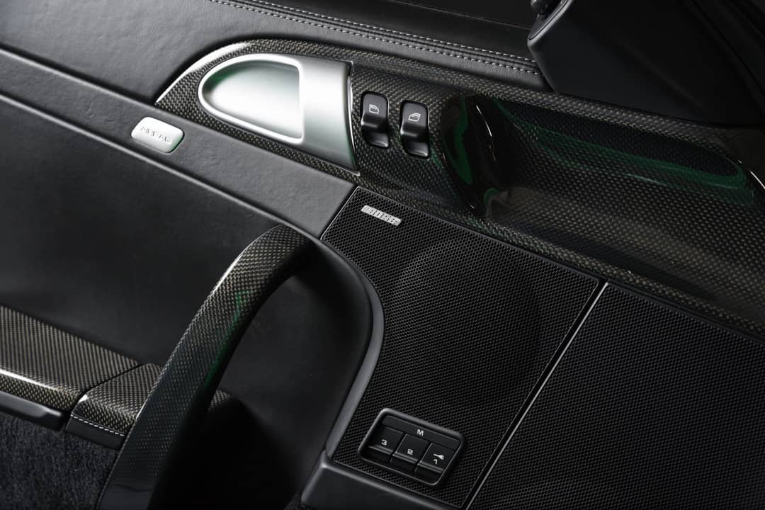 2011 Porsche 911 Turbo S — photo 25