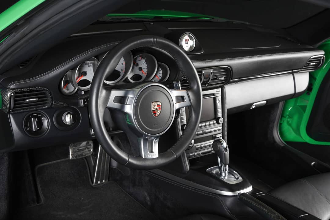 2011 Porsche 911 Turbo S — photo 4