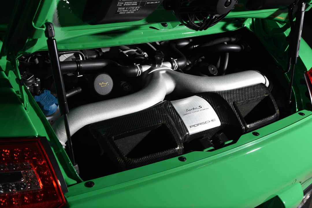 2011 Porsche 911 Turbo S — photo 8