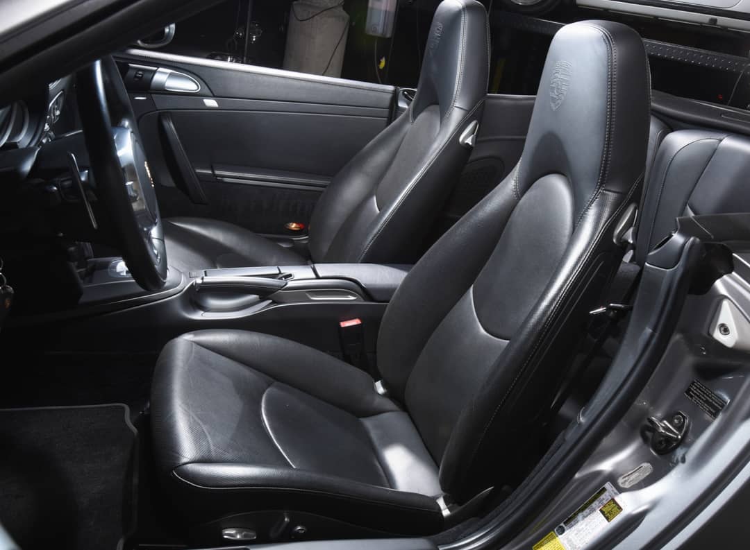 2011 Porsche 911 Carrera 4S — photo 18