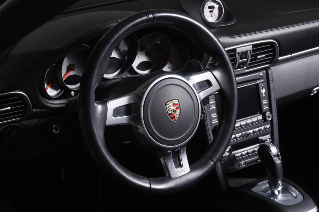 2011 Porsche 911 Carrera 4S — photo 20