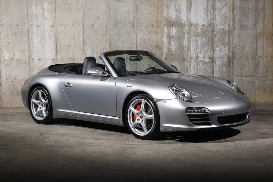 2011 Porsche 911 Carrera 4S — photo 3