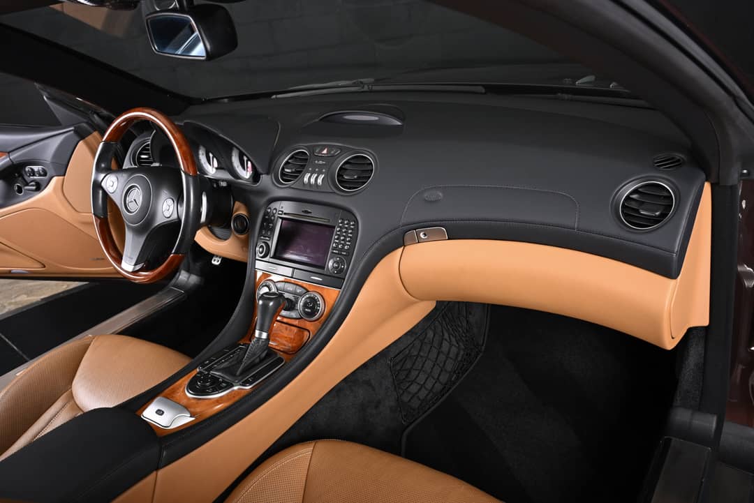 2012 Mercedes-Benz SL-Class SL 550 — photo 11
