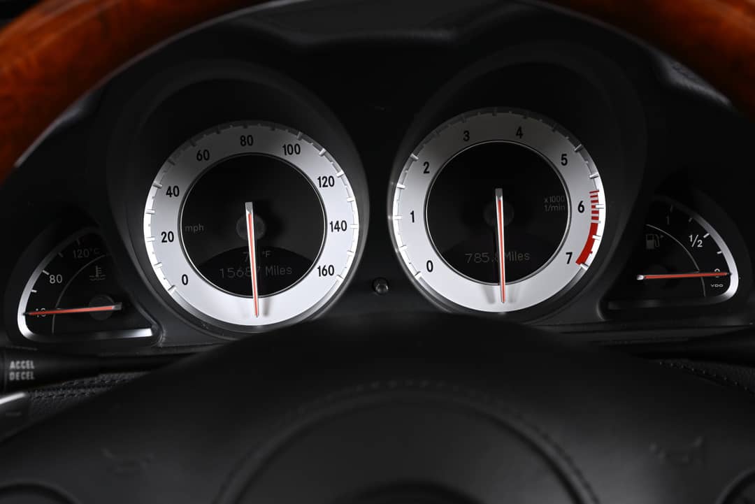 2012 Mercedes-Benz SL-Class SL 550 — photo 17