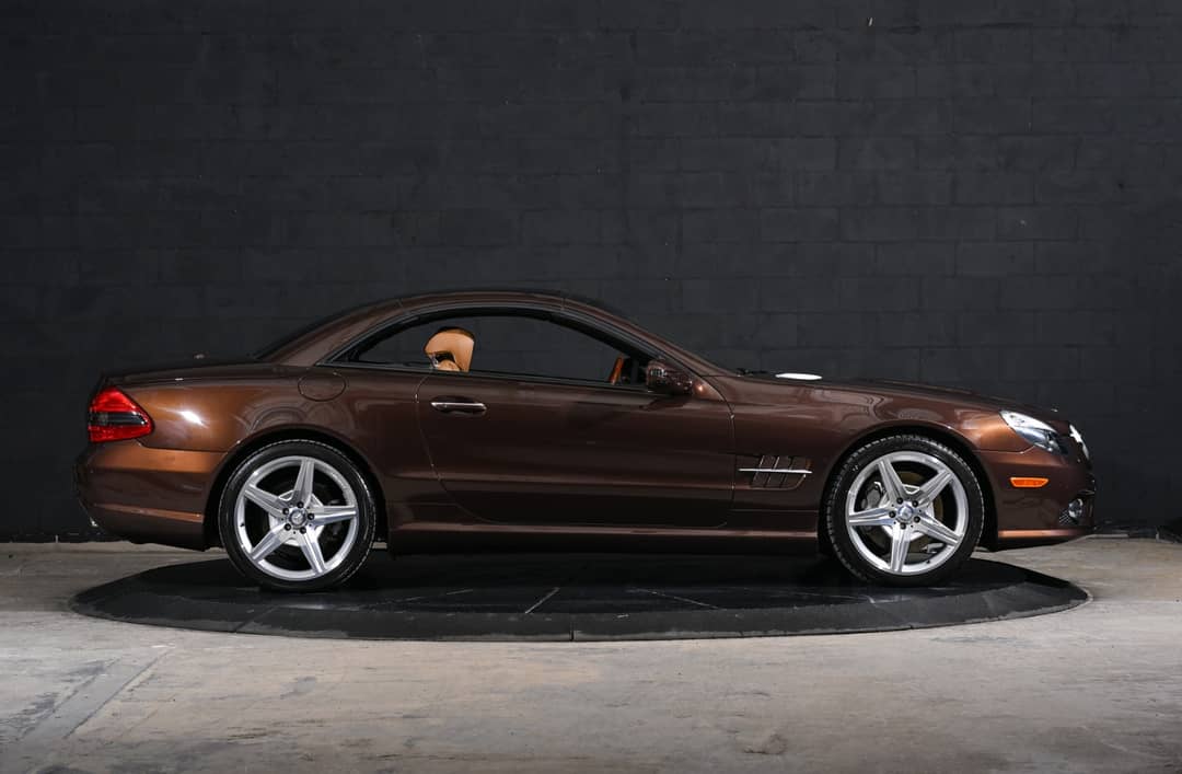 2012 Mercedes-Benz SL-Class SL 550 — photo 23