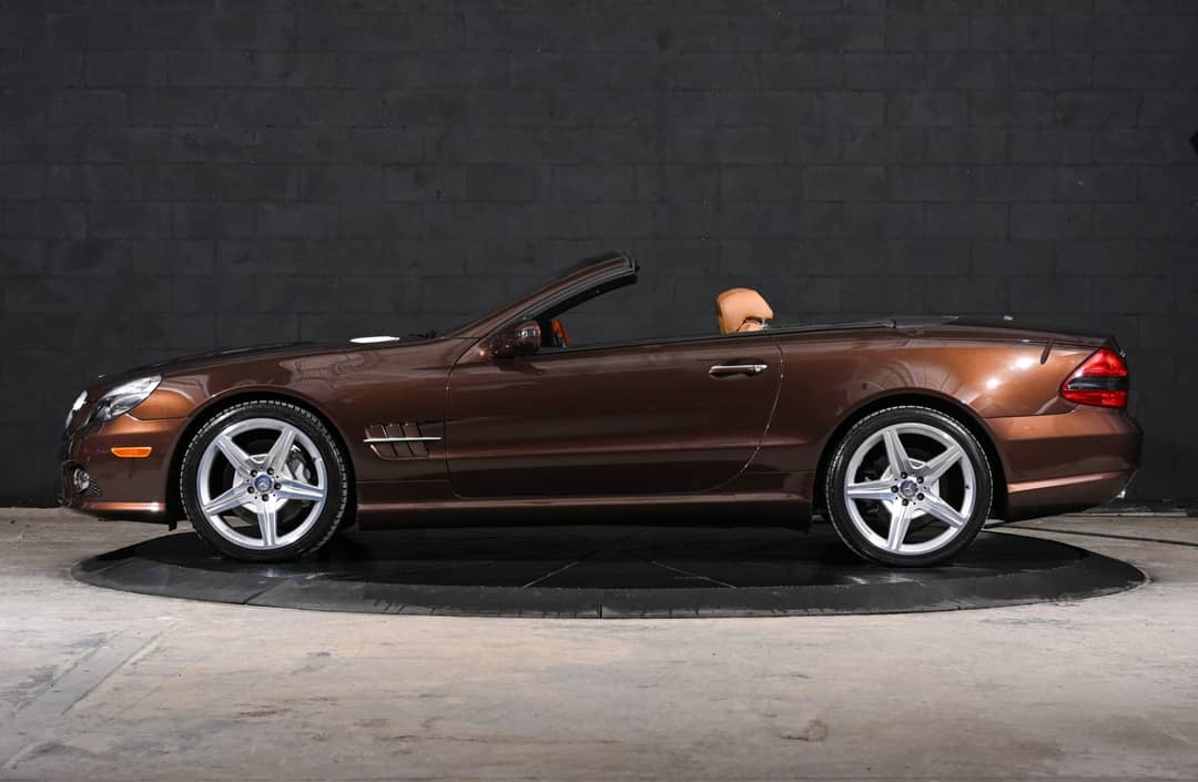 2012 Mercedes-Benz SL-Class SL 550 — photo 8