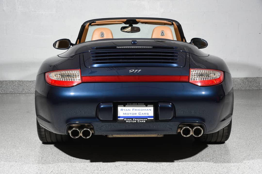 2012 Porsche 911 Carrera 4 — photo 15