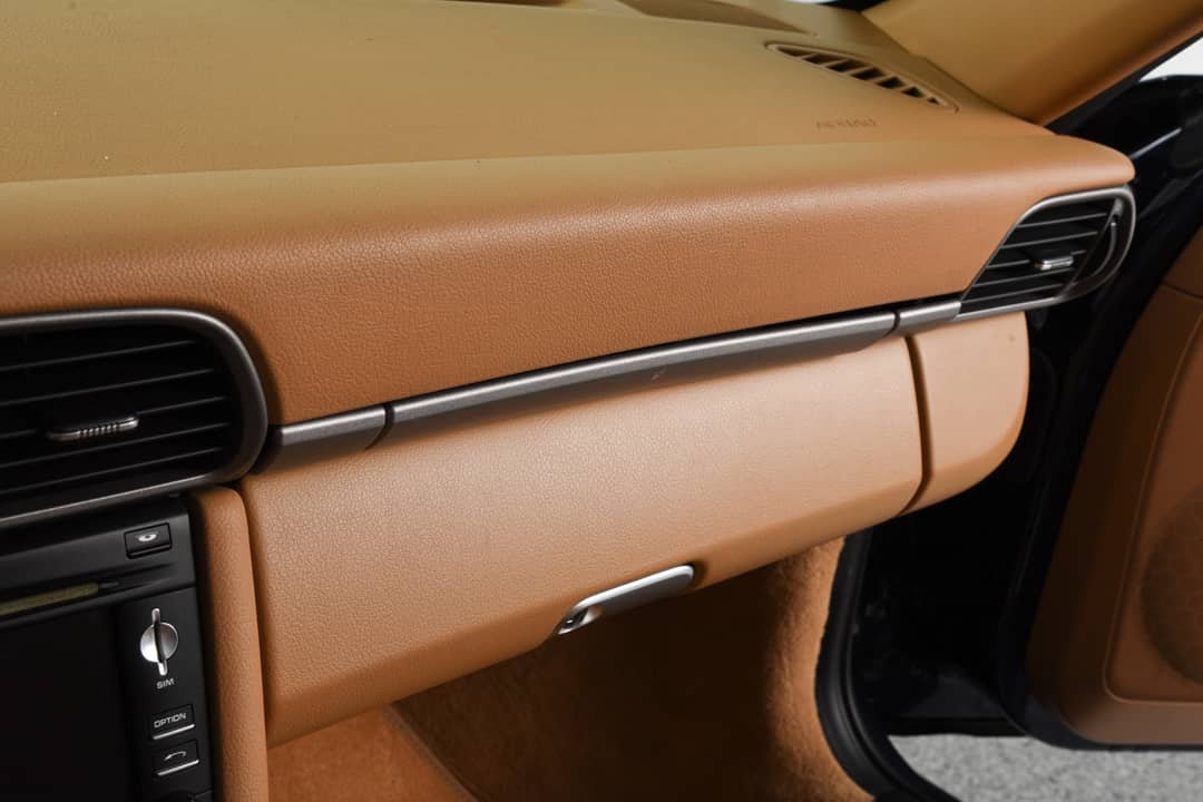 2012 Porsche 911 Carrera 4 — photo 26