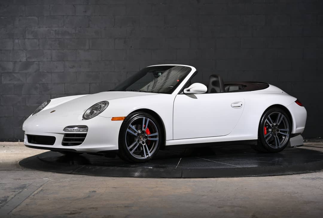 2012 Porsche 911 Carrera 4S — photo 2