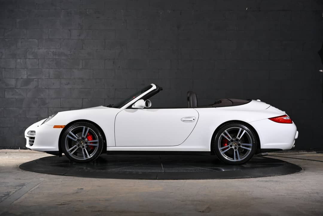 2012 Porsche 911 Carrera 4S — photo 12