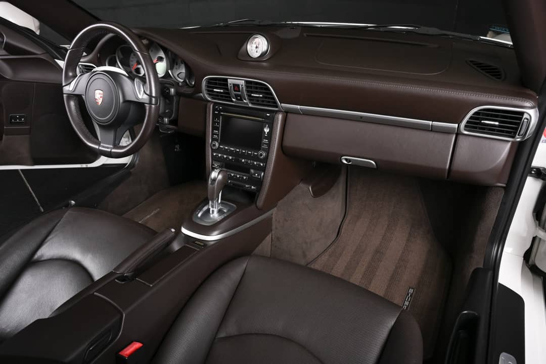 2012 Porsche 911 Carrera 4S — photo 14