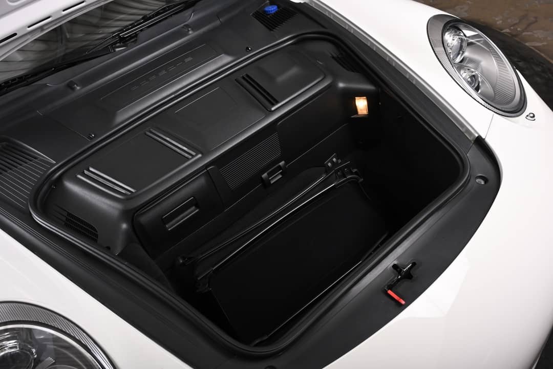 2012 Porsche 911 Carrera 4S — photo 22
