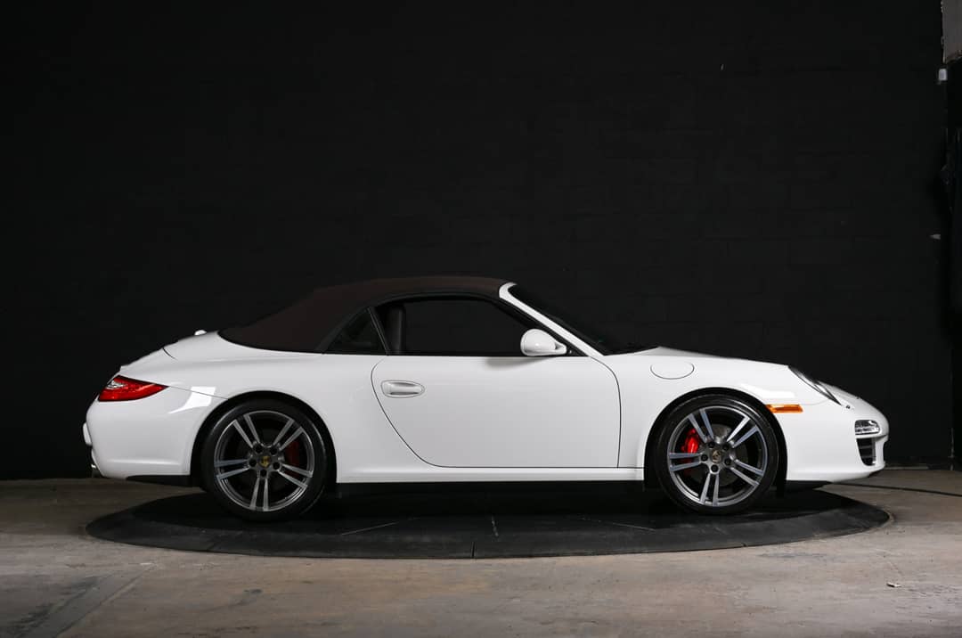 2012 Porsche 911 Carrera 4S — photo 24