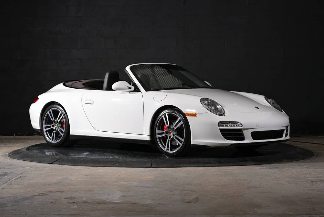 2012 Porsche 911 Carrera 4S — photo 8