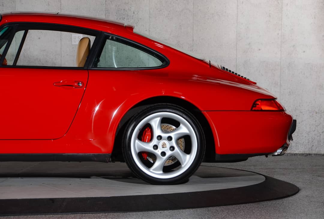 1996 Porsche 911 Carrera 4S — photo 21