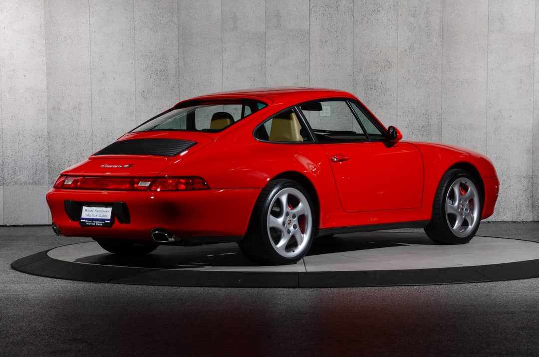 1996 Porsche 911 Carrera 4S — photo 31