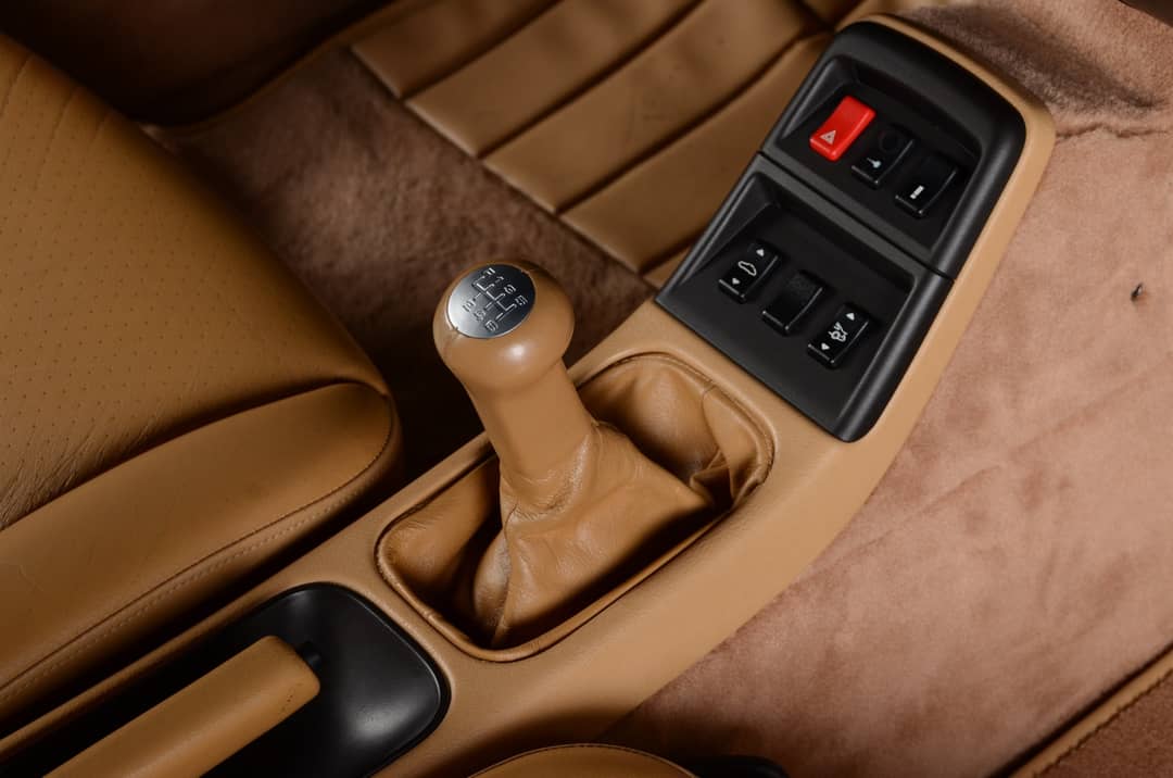 1996 Porsche 911 Carrera 4S — photo 36