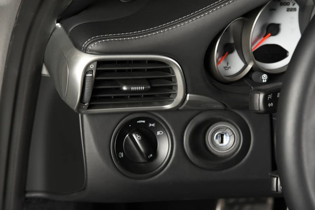 2013 Porsche 911 Turbo S — photo 41