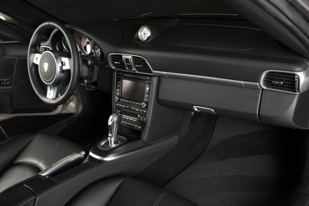 2013 Porsche 911 Turbo S — photo 57