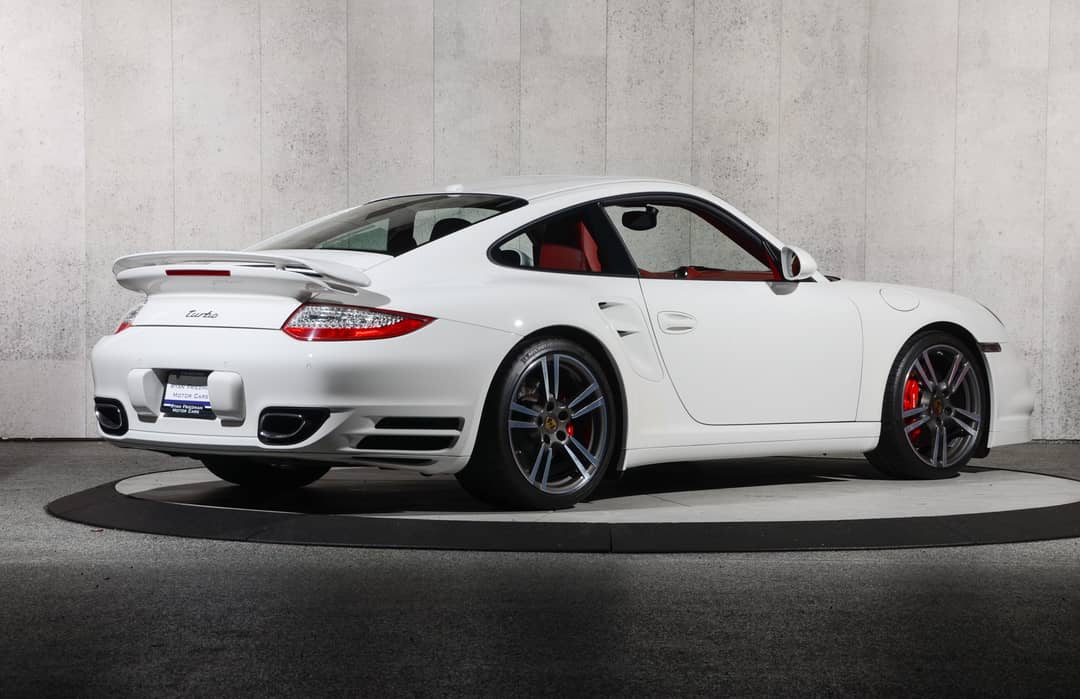 2013 Porsche 911 Turbo — photo 6