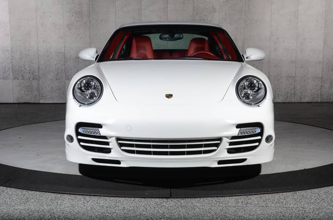 2013 Porsche 911 Turbo — photo 9