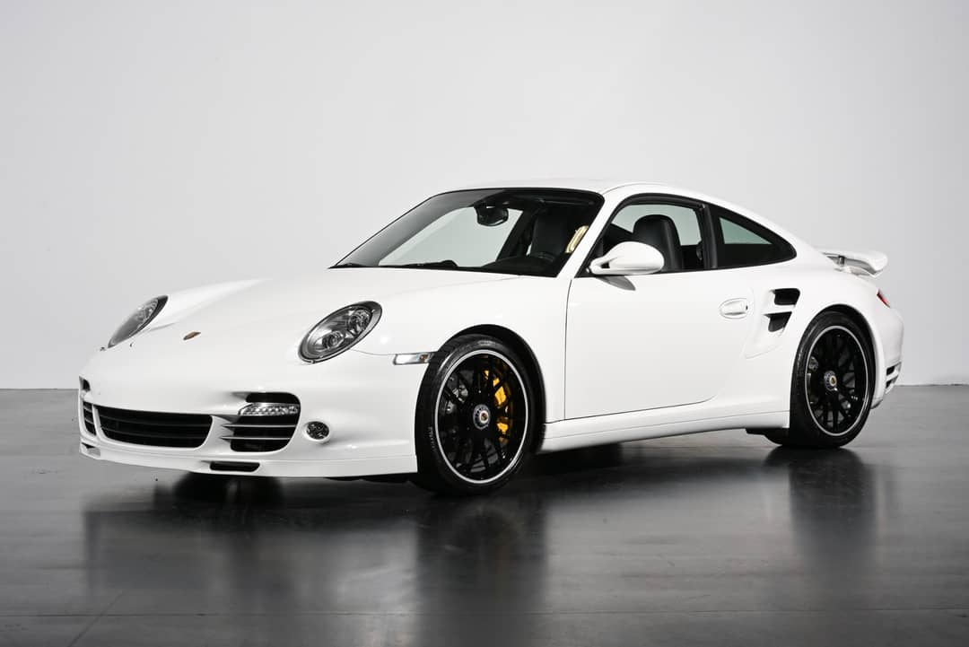 2013 Porsche 911 Turbo S — photo 2