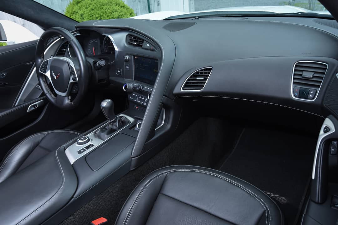 2014 Chevrolet Corvette 3LT — photo 37