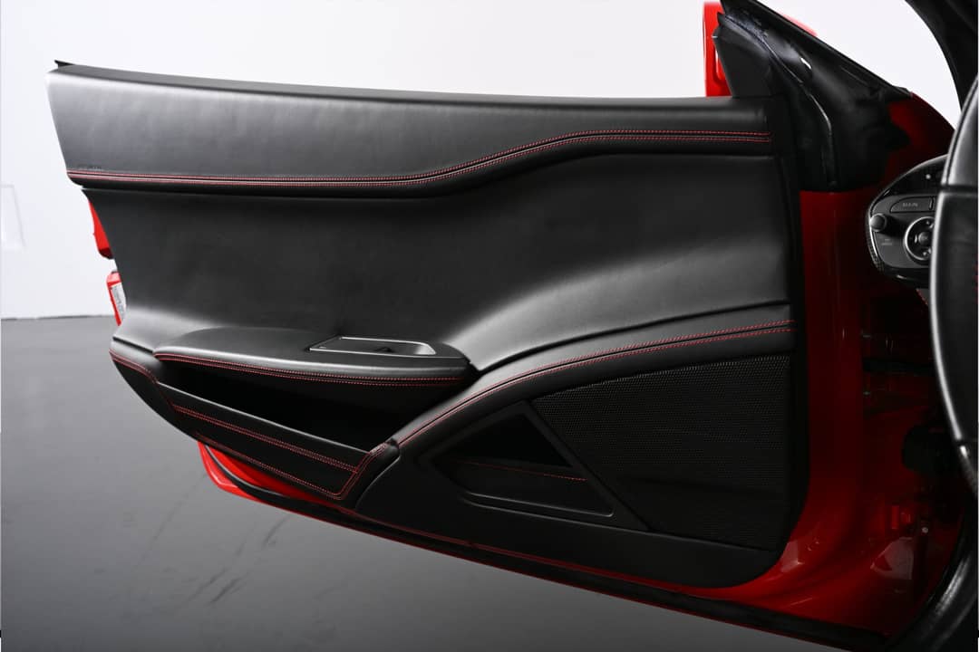 2014 Ferrari 458 Italia — photo 10
