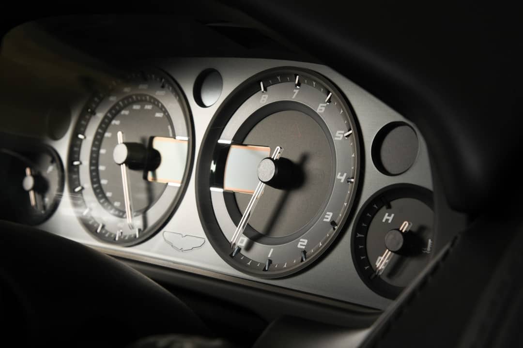 2015 Aston Martin V8 Vantage GT Roadster — photo 43