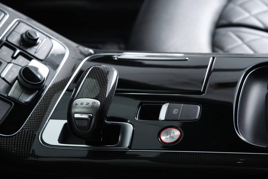 2015 Audi S8 4.0T quattro — photo 7