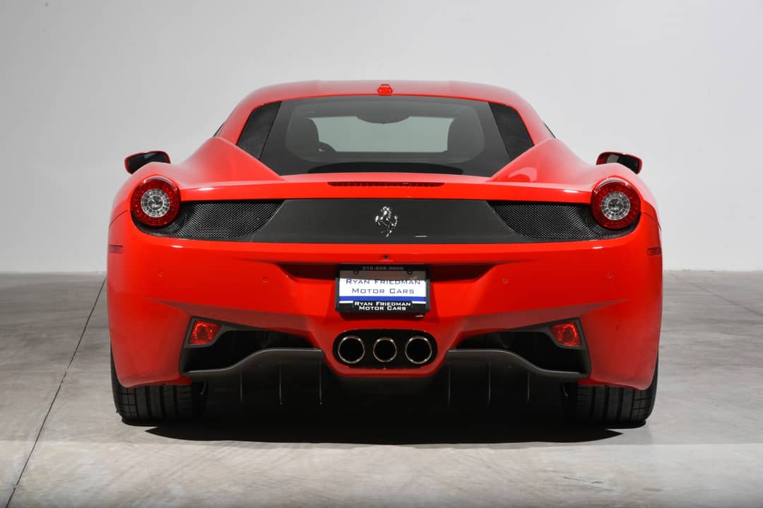 2015 Ferrari 458 Italia — photo 17