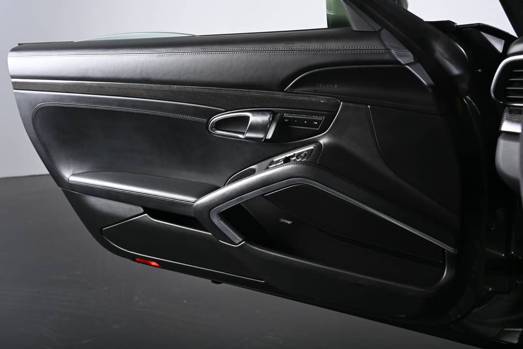 2015 Porsche 911 Turbo S — photo 15