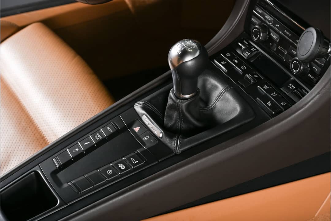 2015 Porsche 911 Carrera 4 GTS — photo 3