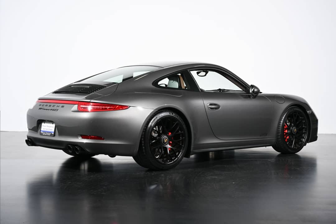 2015 Porsche 911 Carrera 4 GTS — photo 5