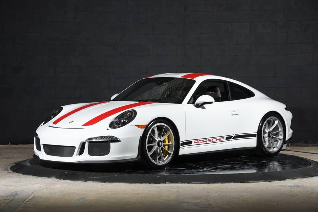 2016 Porsche 911 R — photo 10