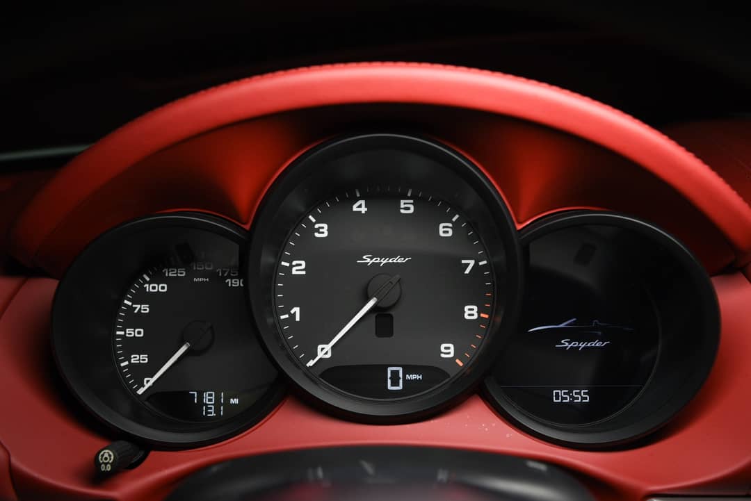 2016 Porsche Boxster Spyder — photo 18