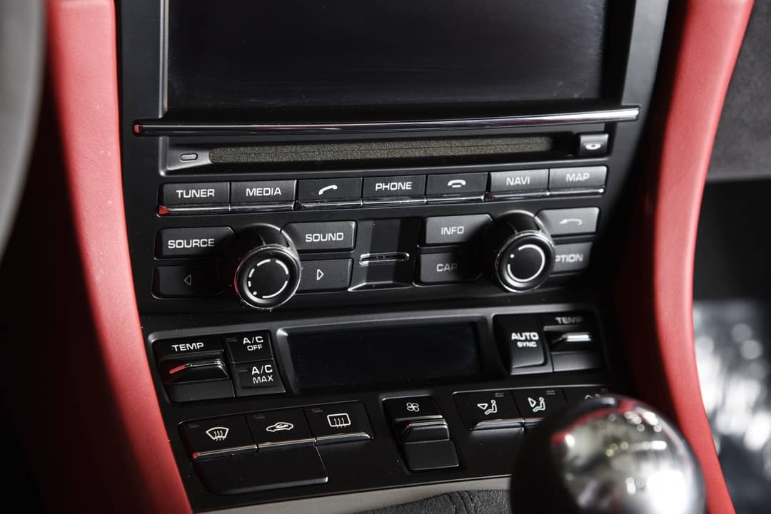 2016 Porsche Boxster Spyder — photo 20
