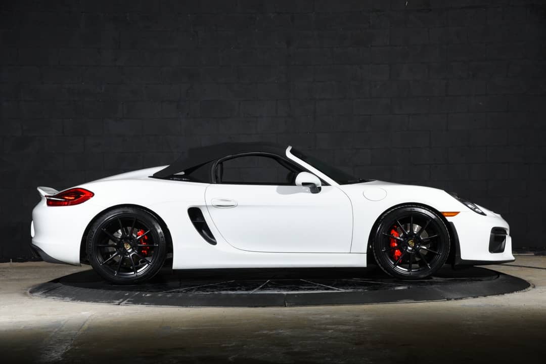 2016 Porsche Boxster Spyder — photo 2